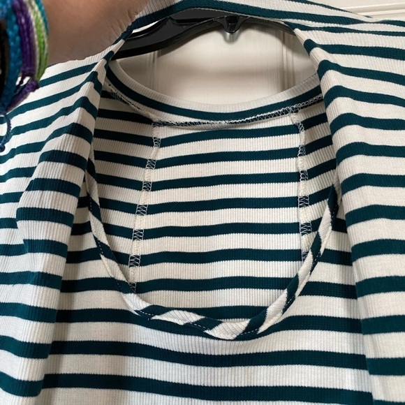 Emma & Michele Green Stripe Size Medium Dress - Picture 4 of 7